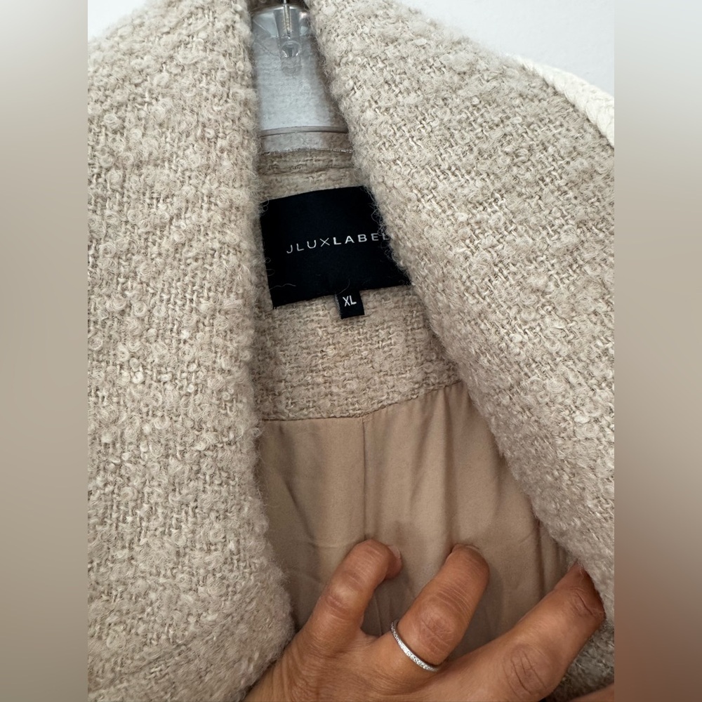 JLUXLABEL Long Cream Teddy Coat with Contrast Trim, skirt nd top included - Picture 14 of 16